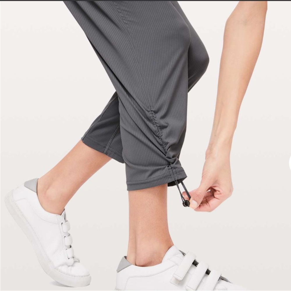 lululemon Dance Studio Crop *25” Titanium Gray Sz 4 - Picture 4 of 14